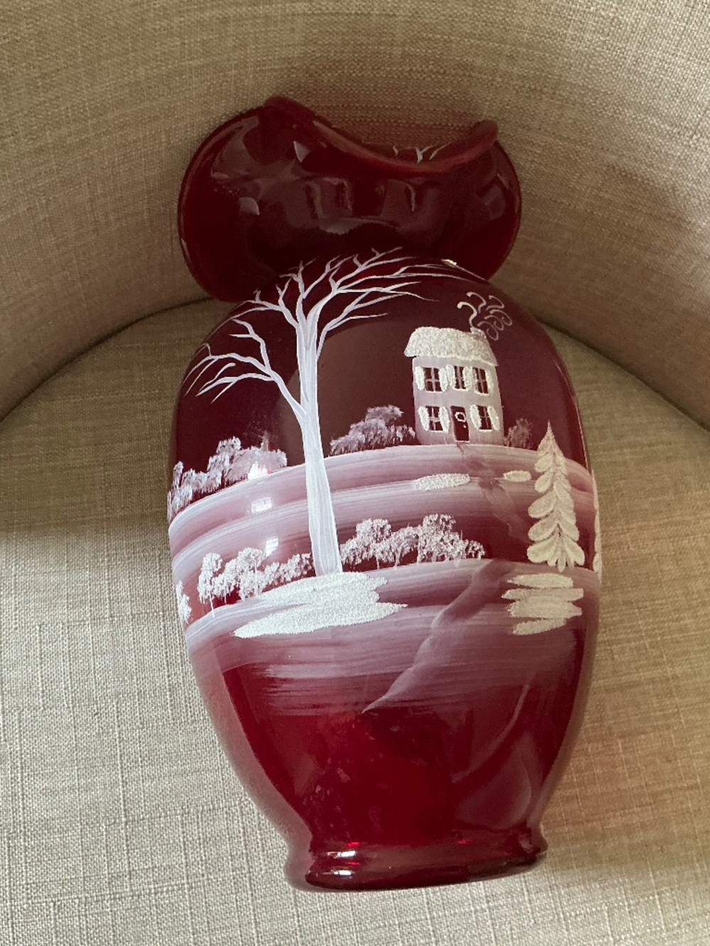 Beautiful 100th Anniversary Fenton vase